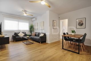 Flat in Centro-Calzada-Cabo Noval. Piso reformado en centroplaya
