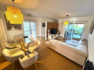 Appartamento in Martín Miguel. Piso con amplio patio en martín miguel