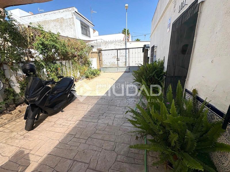 Foto 2b4ee2b7-963a-4d4e-ae41-6545616caddb. Casa  de planta baja con patio en monteolivete en Sanlúcar de Barrameda