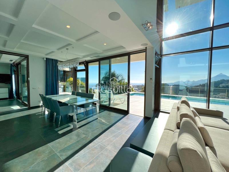 Foto ad9a5545-1bd4-432f-aaf4-526f0ff6dc0c. Casa in Mascarat Altea