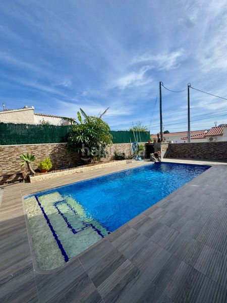 Foto 0bcda34e-f9bf-44de-a0ab-d3c5051bcde4. Casa a Cometa Calp