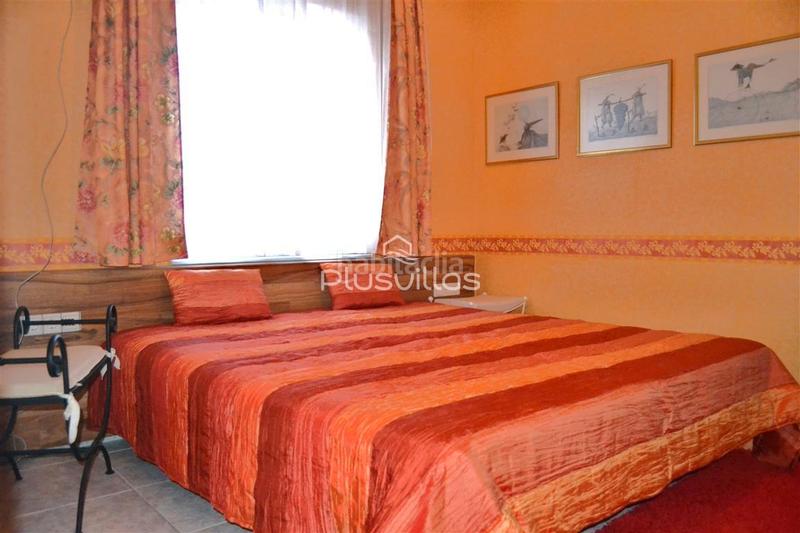 Foto 1dc66e9f-e83e-473b-a8a5-c575bb4a8c4a. House in Maryvilla Calp