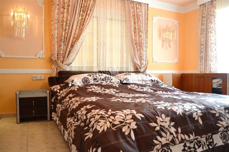 Foto afda70e7-572d-4368-9b7f-e4c8b93976cc. House in Maryvilla Calp