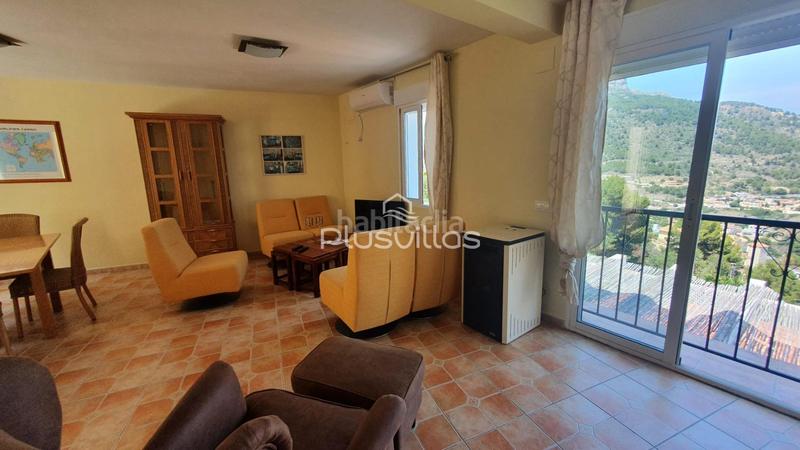Foto b864df4a-bcbf-4754-be3a-67234a98a210. Maison dans Maryvilla Calp