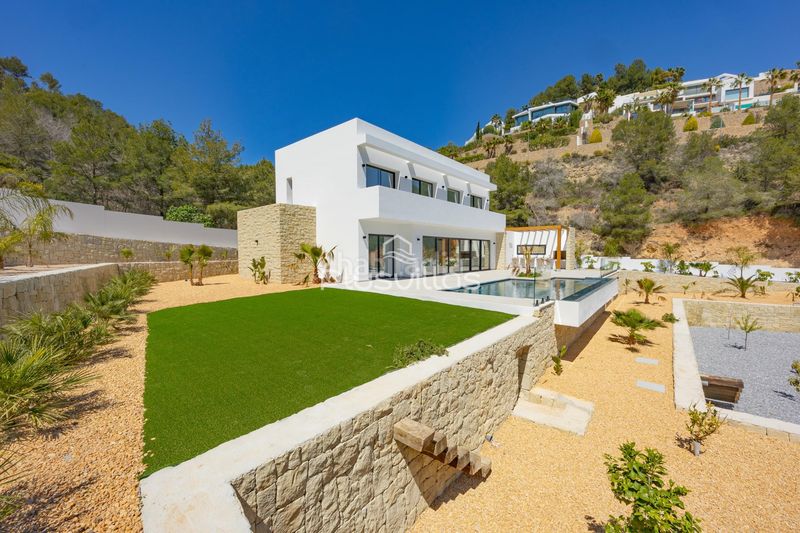 Foto 248a2763-d0fe-4366-94d4-d42e2ebffc6d. Casa en La Fustera Benissa