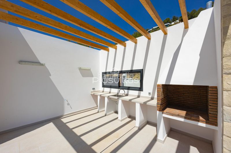 Foto 8ceb3e3b-2156-45d7-b662-97438054f6af. Casa en La Fustera Benissa