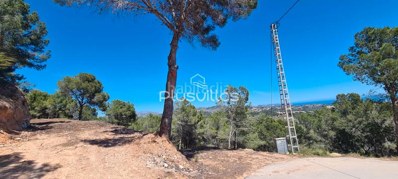 Foto e5faf565-0436-48c7-acdd-bb610f137f75. Terrain résidentiel dans Oltamar - Cucarres Calp