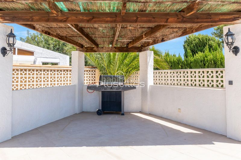 Foto 4615fc32-c49d-4917-af27-f946999e1bb7. Casa a Benicolada - Las Adelfas Calp