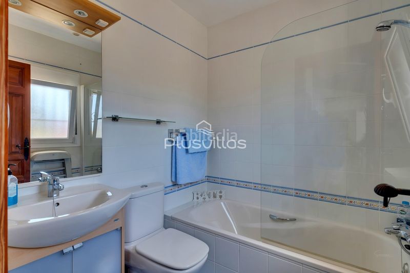 Foto 71682984-f6cb-4a22-9e67-19ac3b4ae430. Casa a Benicolada - Las Adelfas Calp