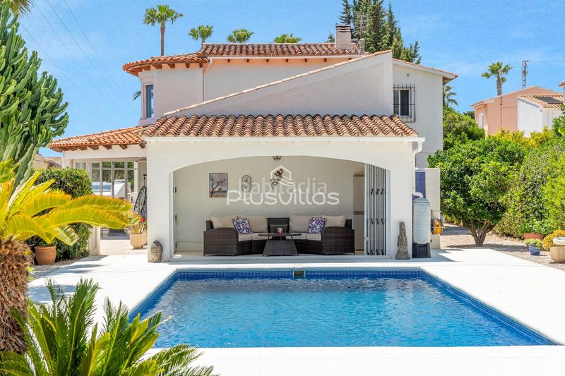 Foto ba88f0ec-4b62-42ef-aaa0-2f286f1b4bd2. Casa a Benicolada - Las Adelfas Calp