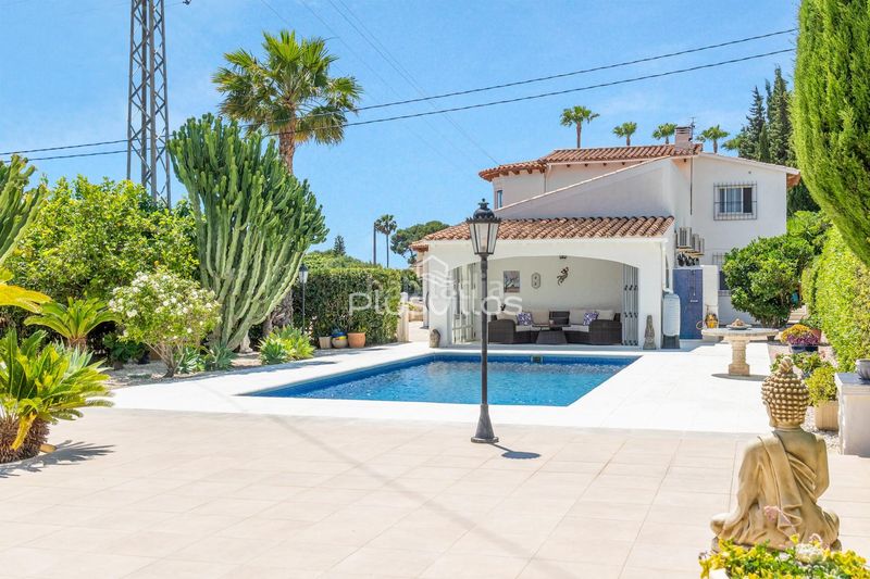 Foto e760f3cf-15f5-494e-9e51-7d5aba783ebd. Casa a Benicolada - Las Adelfas Calp