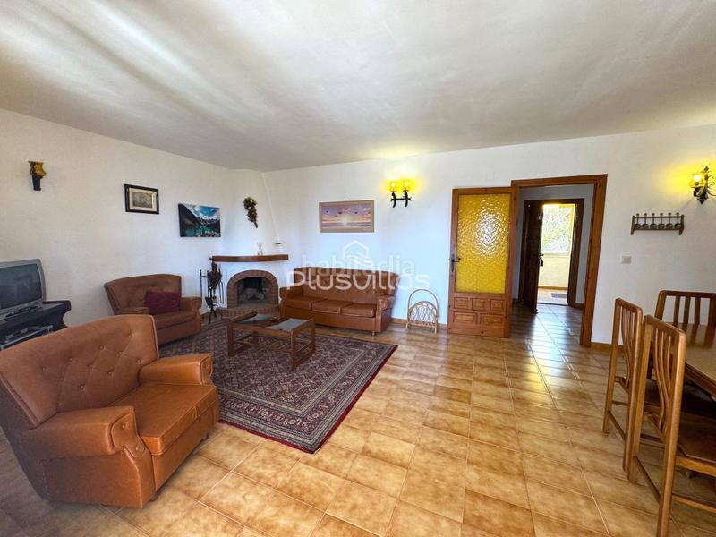 Foto c7c1521e-cff9-4004-9e9a-3ab11cc1a48a. House in Canuta Calp