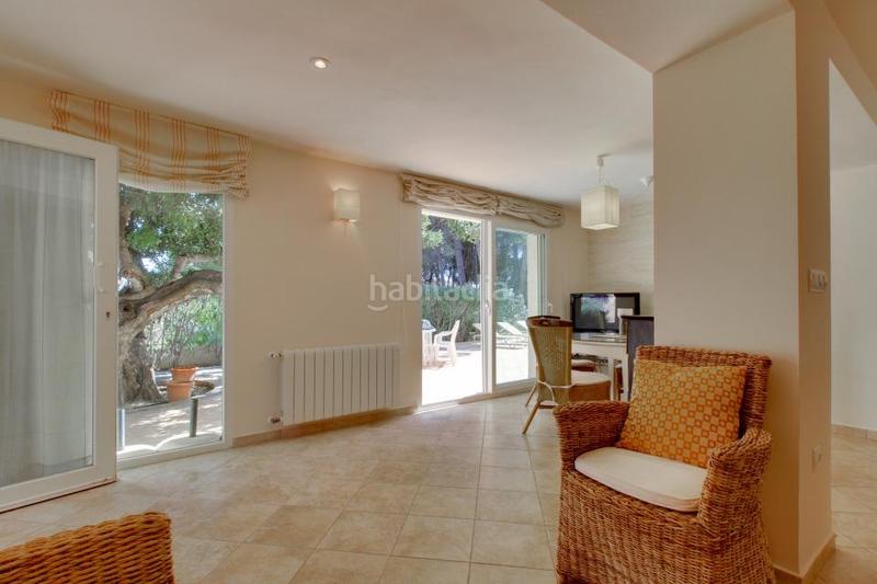 Foto a4a1f82b-4d8c-4366-afaf-2ced6bf4efcf. Casa in Casco Urbano Moraira