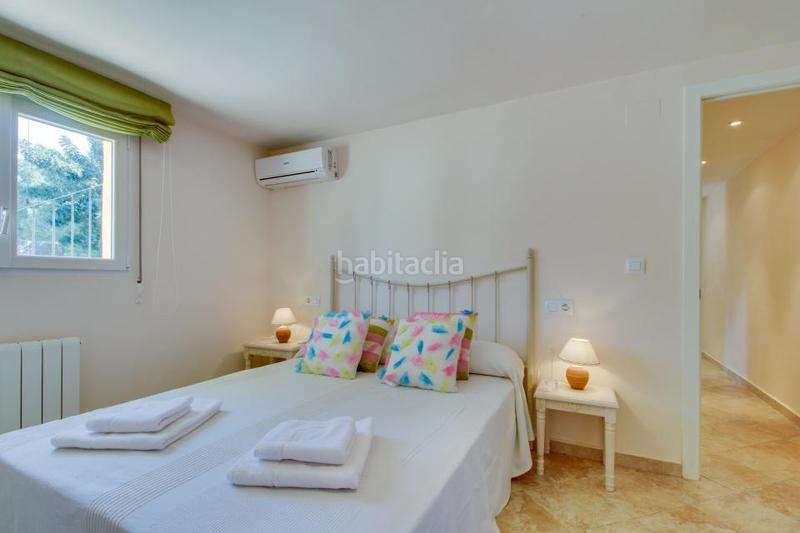 Foto e2d4c9bc-0465-43db-99a5-7f9fe51329e8. Casa in Casco Urbano Moraira