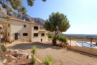Casa in Beniarbeig