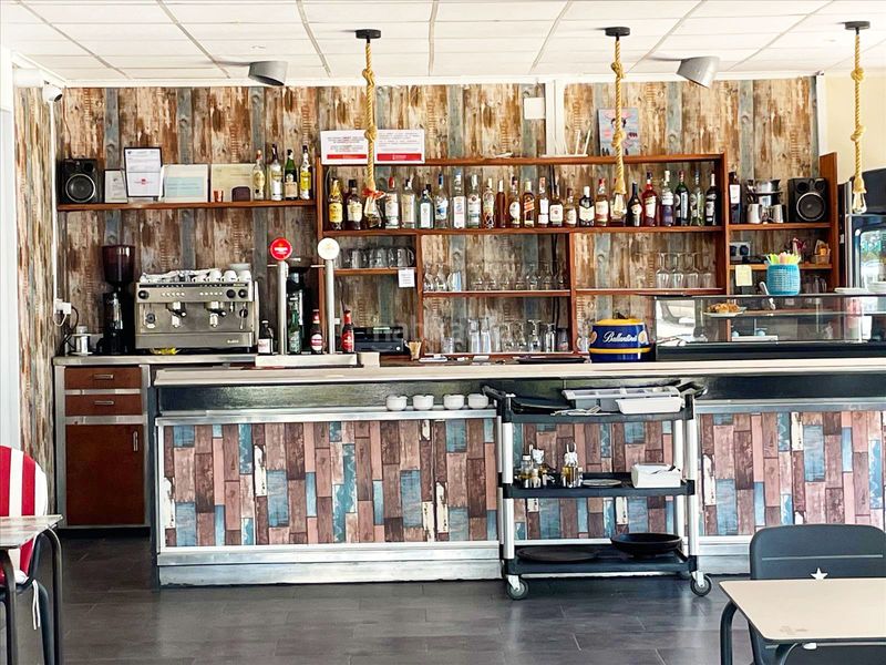 Foto afdeae93-6648-4aa9-b193-f5968cbcad64. Local comercial a Pueblo Calp