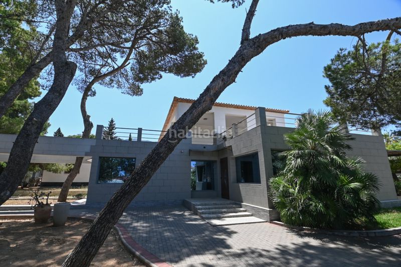 Foto 4df18b8d-b66f-478c-85ee-691e29866416. Casa a Centro Urbano Dénia