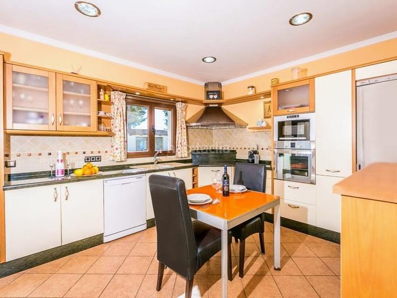 Foto 754133e8-09b4-4c25-af51-40c70bfe57f3. Maison dans Benissa pueblo Benissa