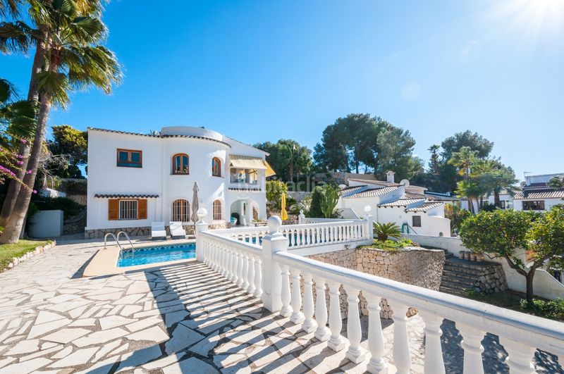 Foto 1119b463-f3d5-4265-801a-bd00b0c39195. Casa a Cala Advocat-Baladrar Benissa