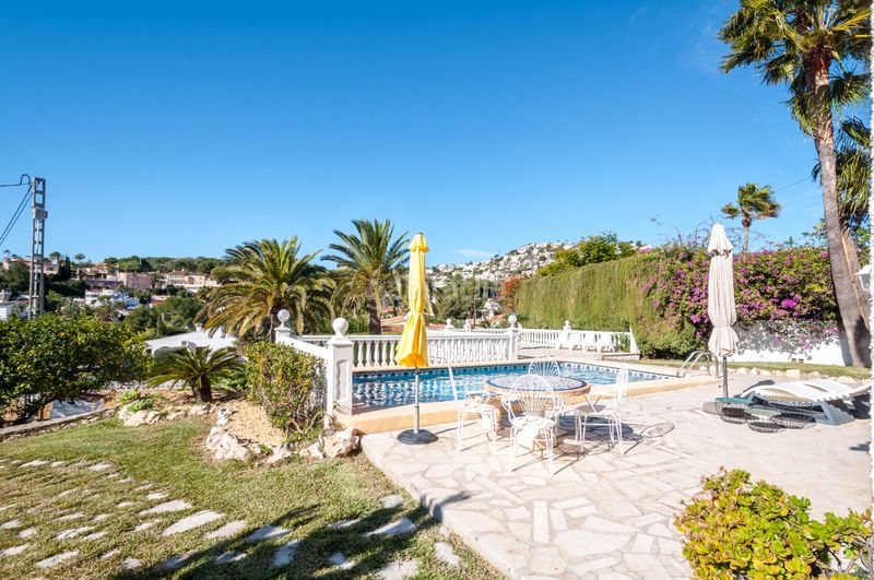 Foto d74a8234-4320-4fc1-a63c-0b821c9bec5e. Casa a Cala Advocat-Baladrar Benissa