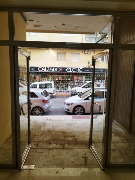 Foto ce5fe799-8344-4cf4-b12b-ae59f63ab6b3. Local comercial a Pueblo Calp