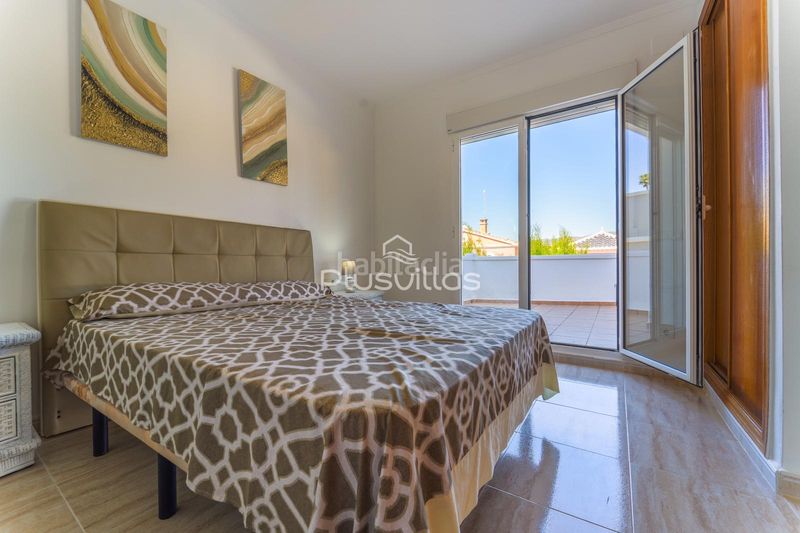 Foto c75f1b03-3e78-481e-a012-849f9e40b290. Casa a Cometa Calp