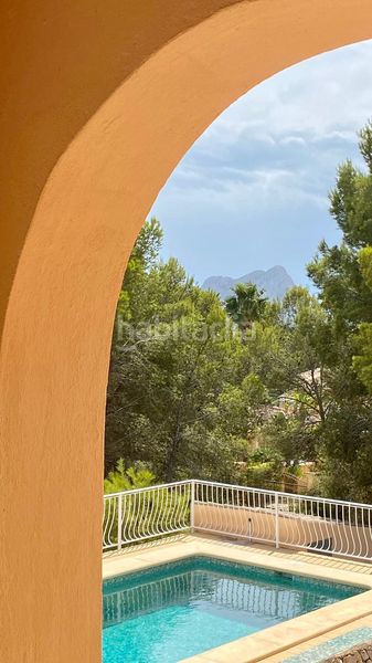 Foto 0740b9fc-9e92-43f2-b70f-91355a033895. Casa a La Fustera Benissa