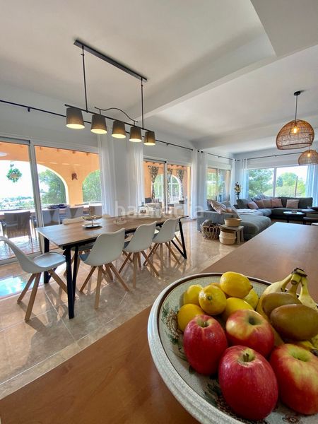 Foto a5249233-e35f-4312-8ad8-e980bb719590. Casa a La Fustera Benissa