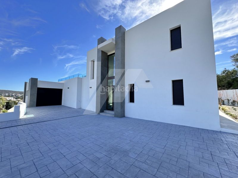 Foto bacf2ecd-45eb-47bf-bb0a-19206ff34e93. Casa a Casco Urbano Moraira
