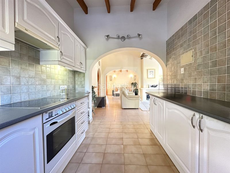 Foto d2a7d76b-e079-45f1-9257-d27695b40de5. Casa a Cala Advocat-Baladrar Benissa