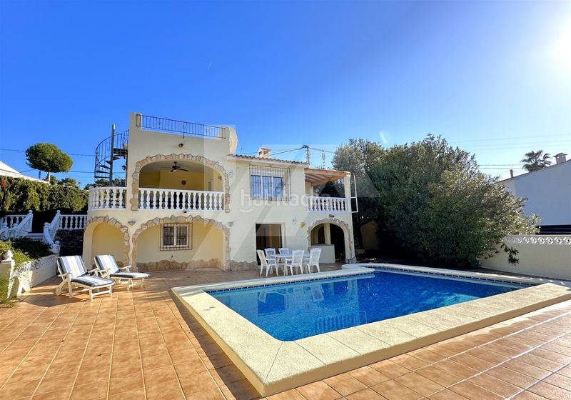 Foto dc33f5db-7efa-42f1-bd9c-c7a255b1fbdc. Casa a Cala Advocat-Baladrar Benissa