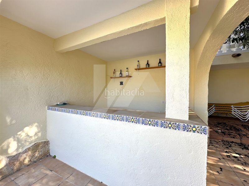 Foto f77cb7fb-b06e-4dc7-b545-a8acf9facb15. Casa a Cala Advocat-Baladrar Benissa