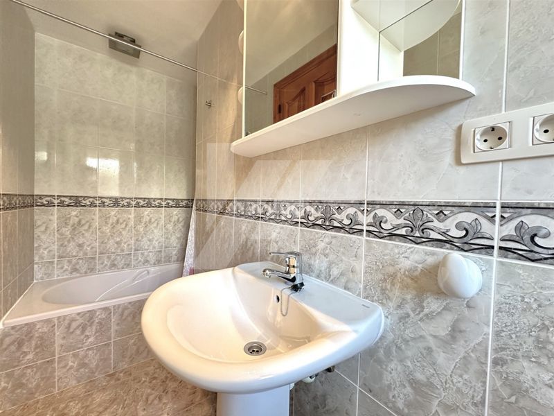 Foto f7d00c7b-d633-42d1-a722-e6fe1ce7b202. Casa a Cala Advocat-Baladrar Benissa