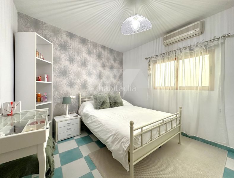 Foto 40a5a2ce-757c-4126-9e87-6ac2e6d04547. Casa adossada a Teulada