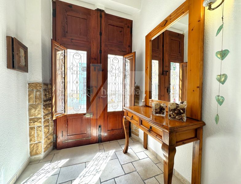 Foto 67a20d68-f1d4-4108-b32c-3e1889b611c1. Casa adossada a Teulada