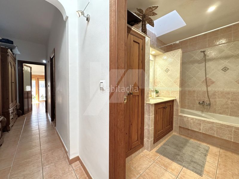 Foto 876d56a7-d561-453f-88e5-bac8f4a6081d. Casa adossada a Teulada