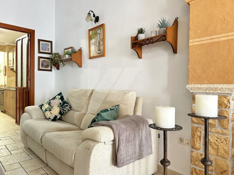 Foto c86a63ea-f197-41d6-9f28-450719872878. Casa adossada a Teulada
