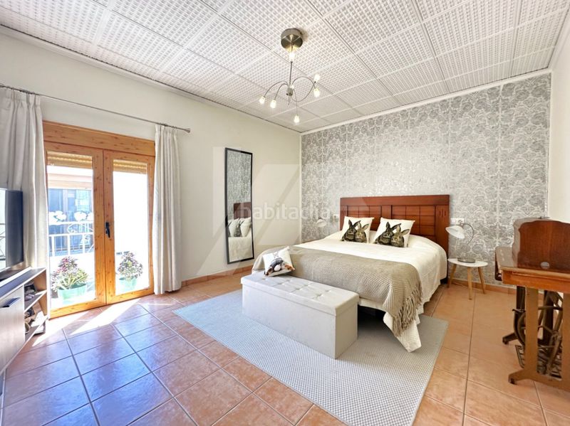 Foto d6ccda05-8d2e-46a1-a38b-f1b77a5b21fc. Casa adossada a Teulada