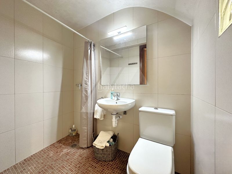 Foto f330ad9c-f66f-4f2b-811e-4dffcbd47378. Casa adossada a Teulada