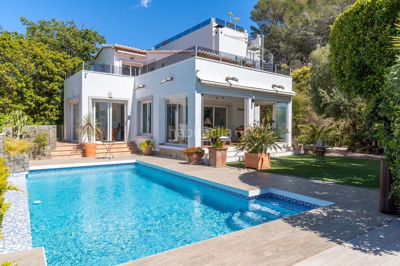 Foto 5a8f4689-76a6-4151-a98a-568e1a806bbb. Casa en La Fustera Benissa