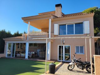 Casa a Pueblo
