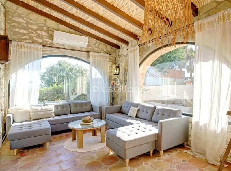 Foto ef9fec32-f366-40e4-b526-75ea215ca6c3. Casa a La Fustera Benissa