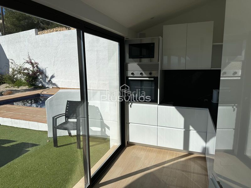 Foto a986b181-ca86-43d8-a49b-9868e6043577. Casa a Oltamar - Cucarres Calp