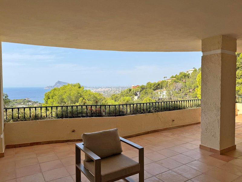 Foto 1c10e160-bb11-4db0-b040-9759832b5cec. Apartament a Mascarat Altea