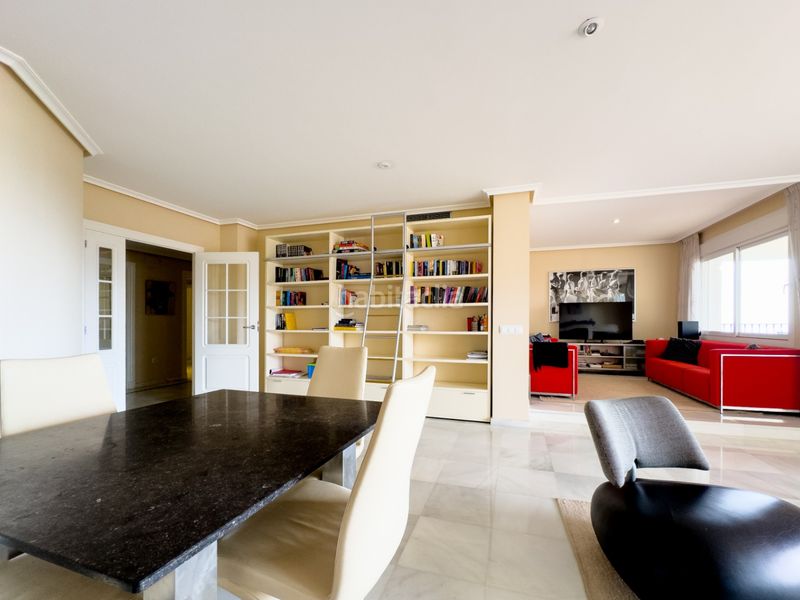 Foto cf663761-f5ff-4b25-b149-f565efc71add. Apartament a Mascarat Altea