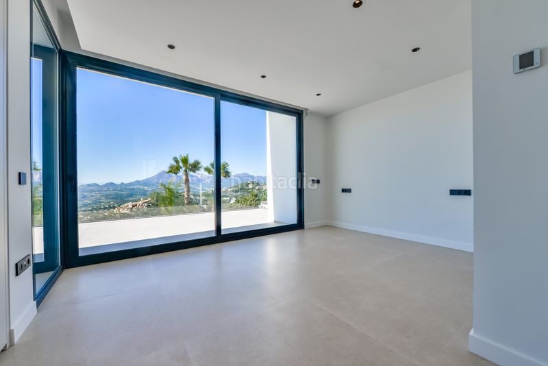 Foto f914ca66-b536-4140-92d4-960fb74607f0. Casa a Mascarat Altea