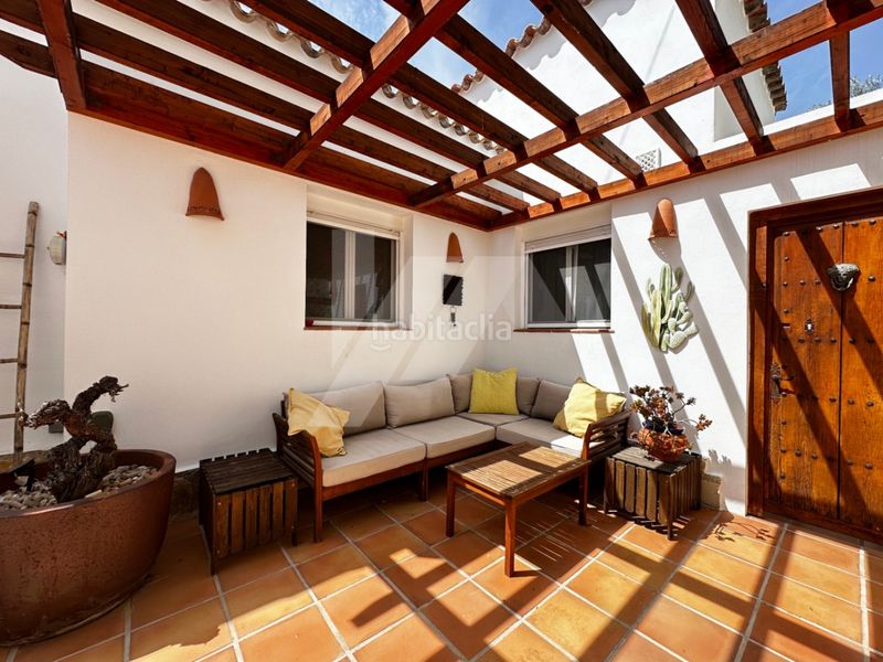Foto c4da6bca-5b5d-467f-a064-19dffb338770. Casa a La Fustera Benissa