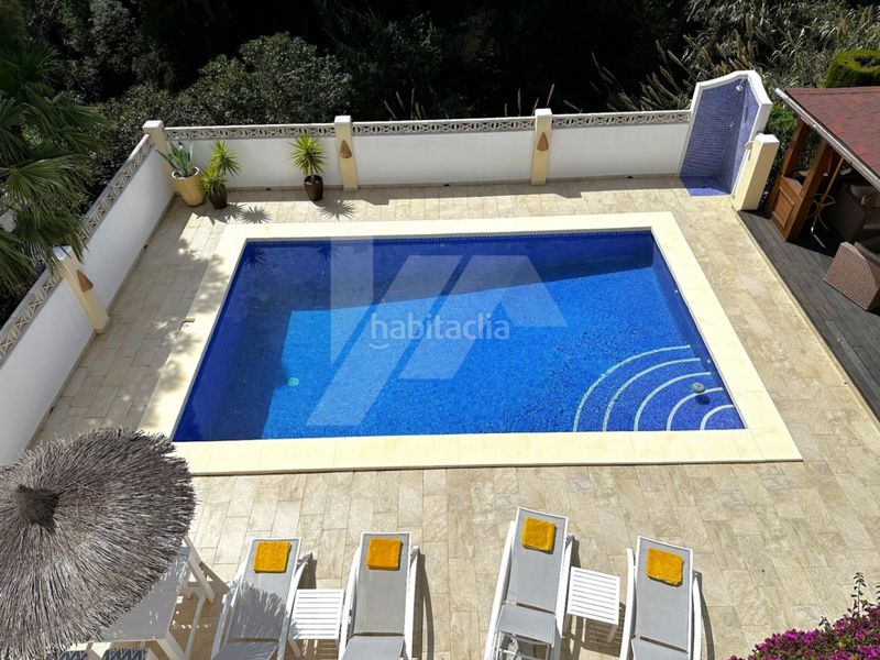 Foto e0d3fd05-b7e1-4c5f-a783-b48243df6bb5. Casa a La Fustera Benissa