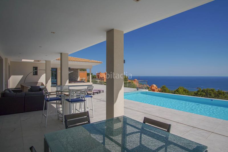 Foto bebf4e86-af27-4b63-ad19-b2cb60def60c. Casa en Altea ciudad Altea