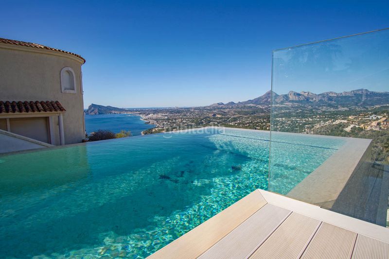 Foto ba2ebbd2-bc14-4893-8654-78f0deceb04e. Casa a Mascarat Altea